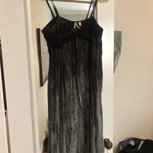 Maeve midi dress